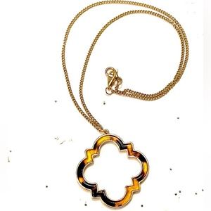 ❌SOLD❌Alhambra Tortoise Gold Pendant Necklace